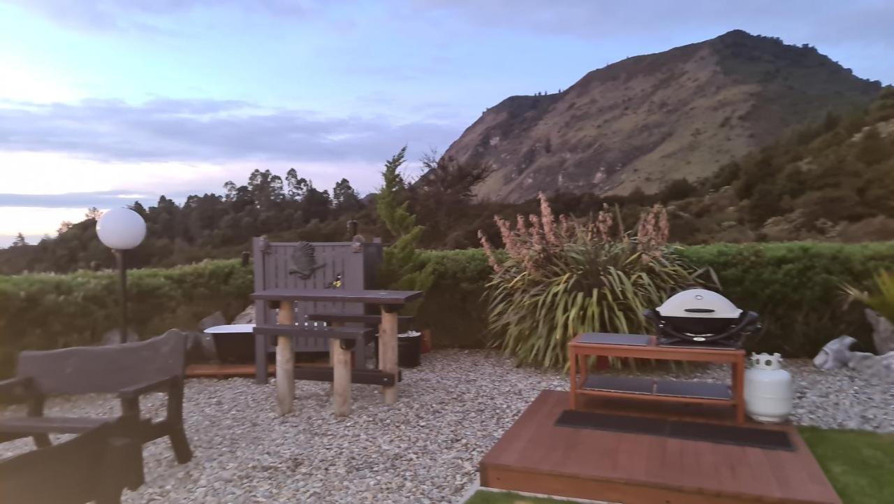 Rocky Ridge Cottage Takaka Eksteriør billede