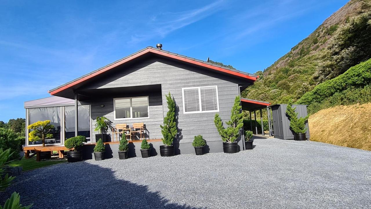 Rocky Ridge Cottage Takaka Eksteriør billede