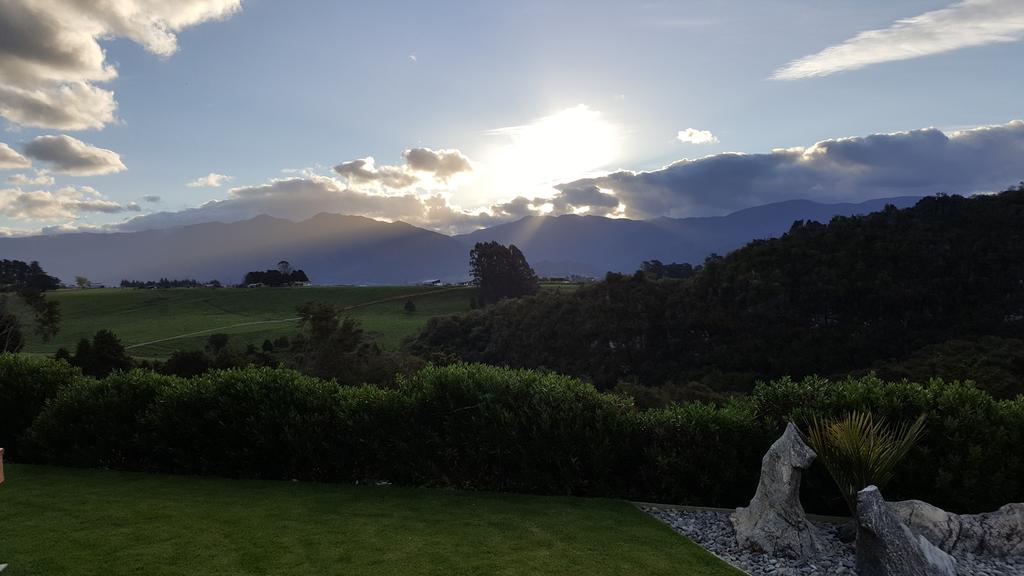 Rocky Ridge Cottage Takaka Eksteriør billede