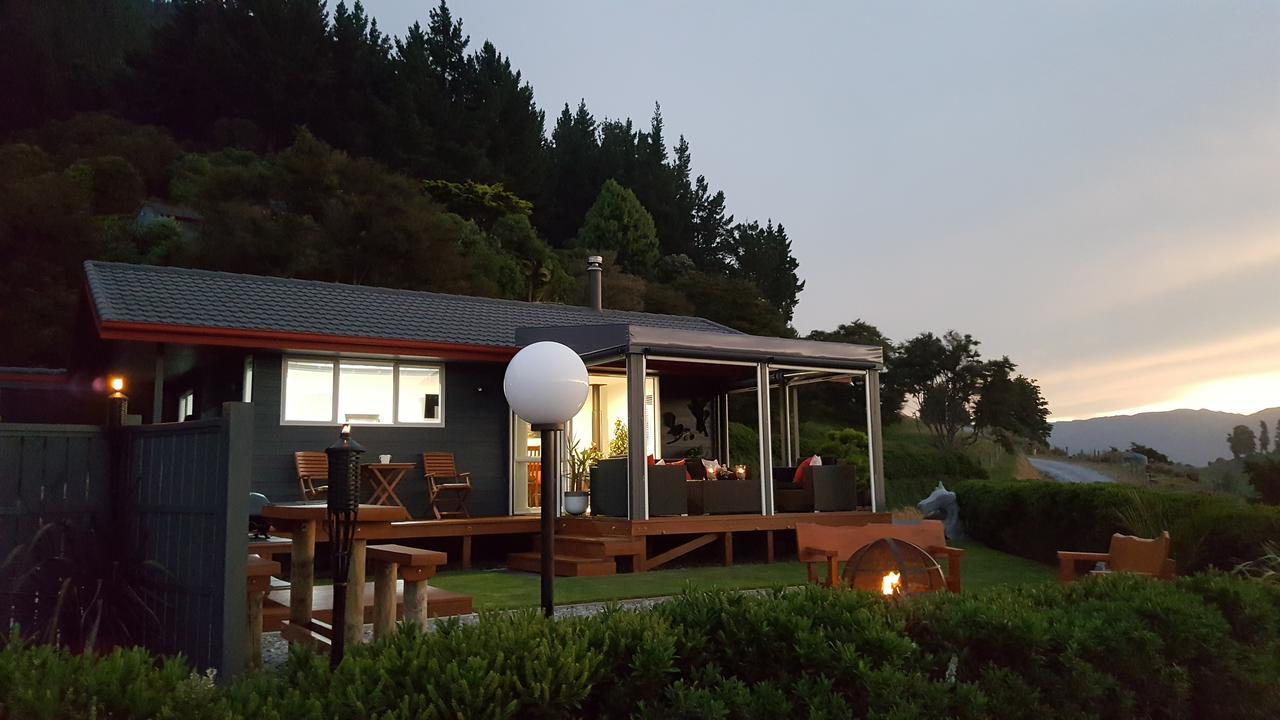 Rocky Ridge Cottage Takaka Eksteriør billede